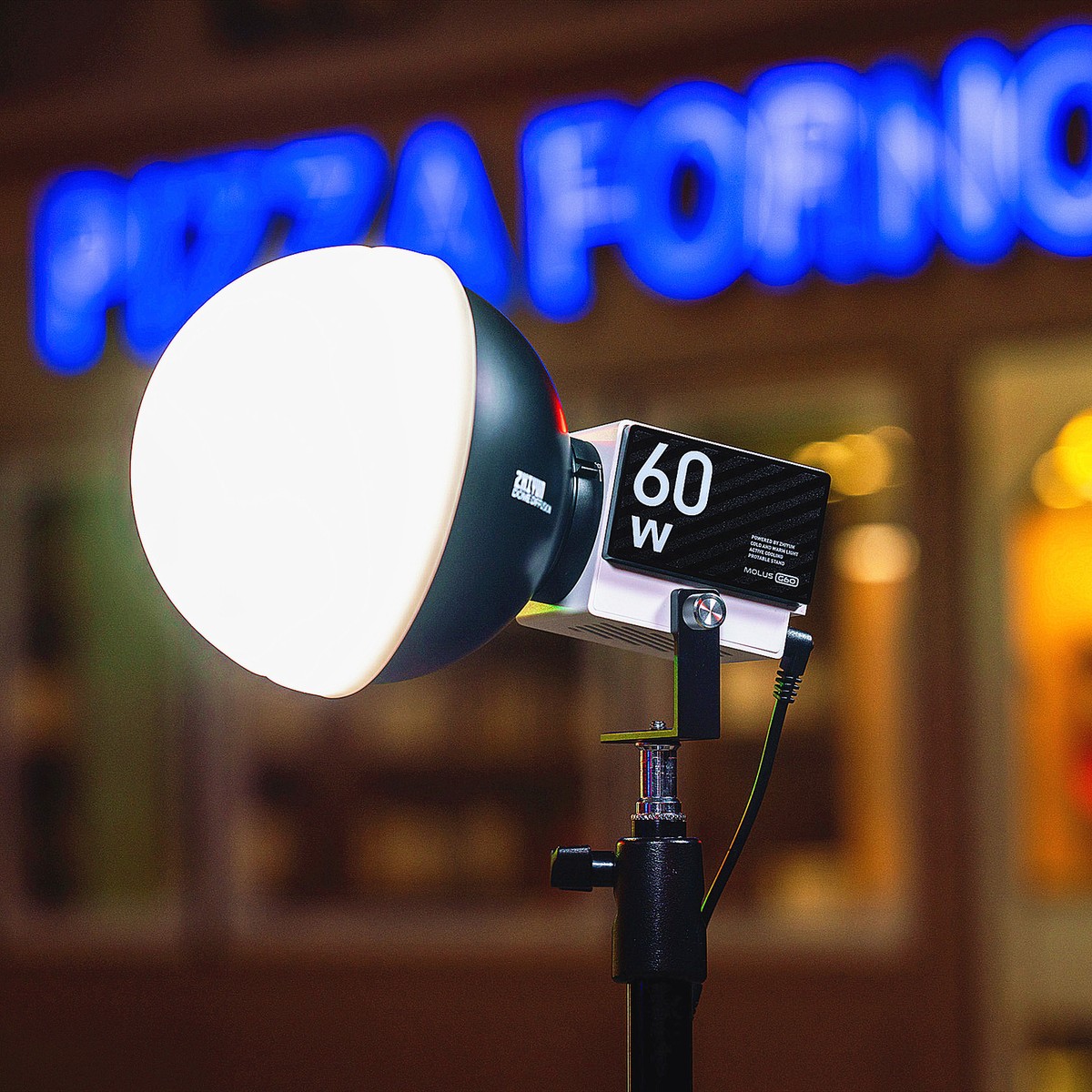 ZHIYUN MOLUS G60 60W COB Led Video Light 11194Lux CRI96+ 2700K