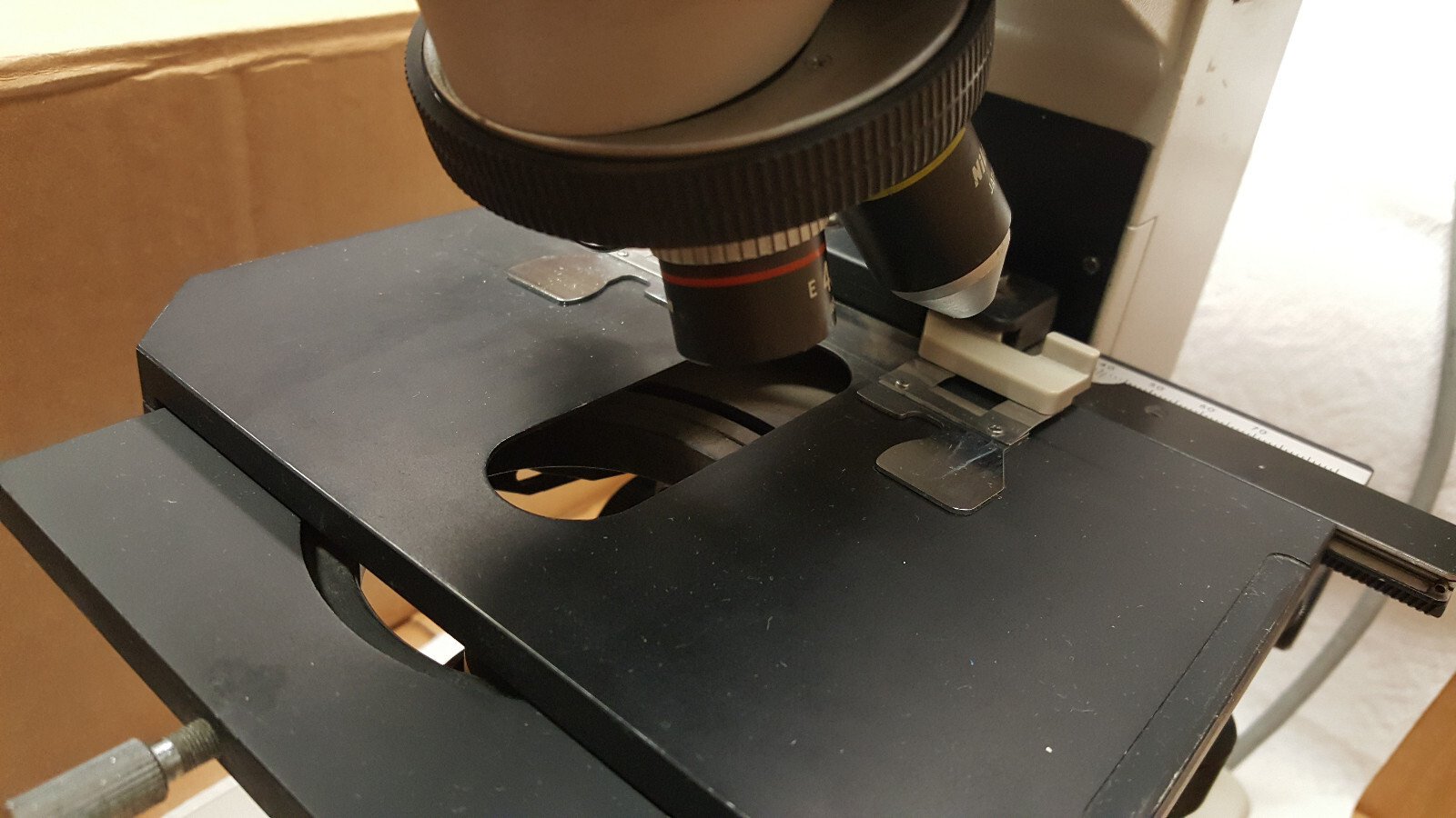 Nikon Labophot Microscope Dual Viewing Heads with 4 Objectives