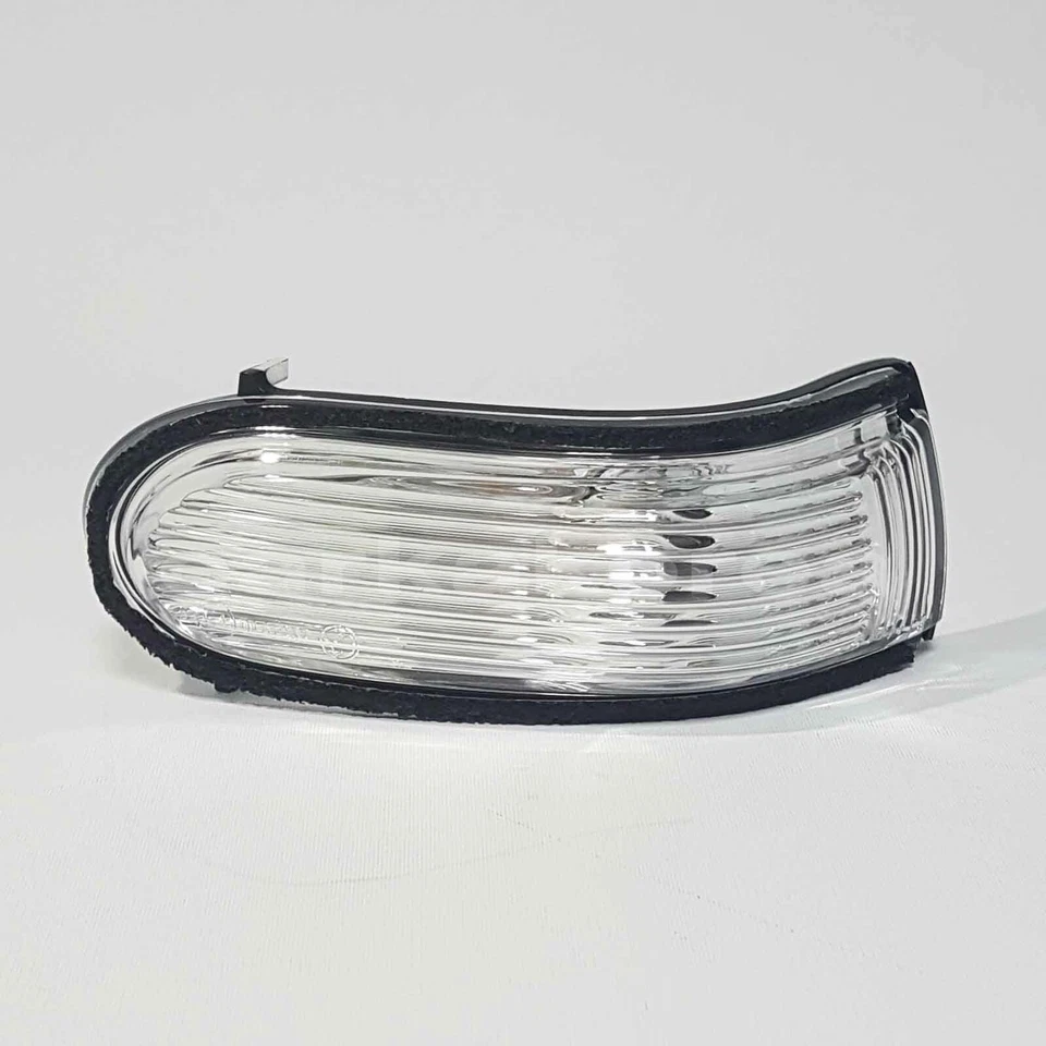876241M000 Side Mirror Signal Lamp Repeater Right For KIA FORTE & Koup 2010-2011 - Image 2 of 4