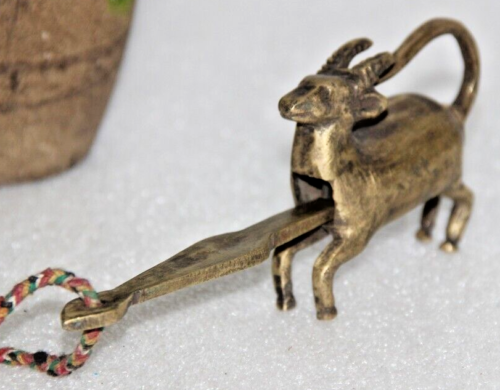 Vintage Brass Deer Shape Padlock With Long Key Animal Lock 14422 - Picture 1 of 8