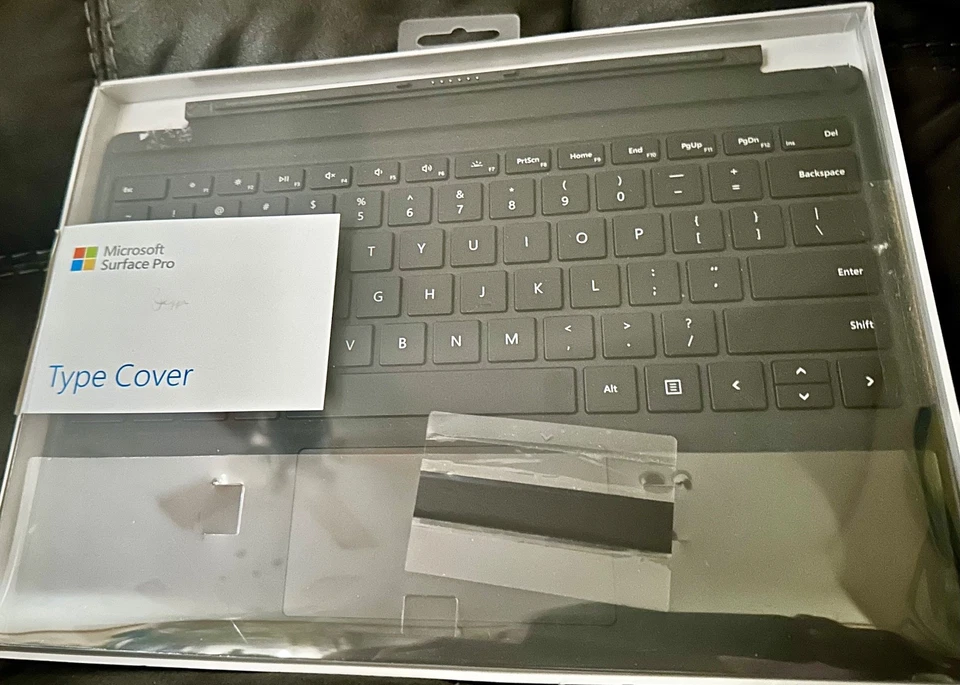 Microsoft Surface Pro 1725 Type Cover Keyboard BLACK Brand New - Image 2 of 4