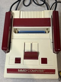 Nintendo Family Computer Famicom - AV Composite - Cleaned & Working