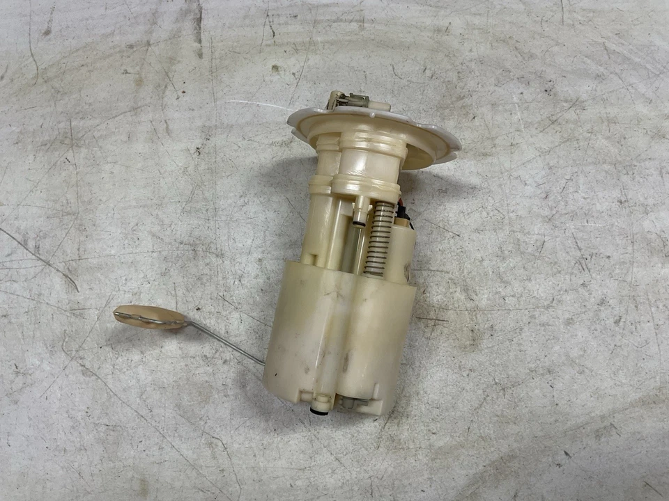 Infiniti G35 2007-2008 sedán bomba de combustible de gasolina 17040 JK60A Foto 3 de 4