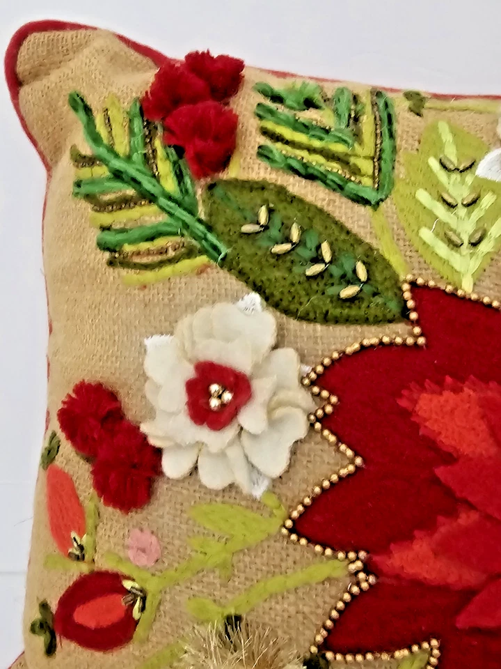 Vintage Christmas  Poinsettia 3-D Embroidered Burlap Accent Zip Pillow 21" X 15" - Image 4 of 4