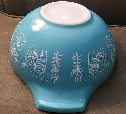 Pyrex Turquoise Amish Butterprint 4 Quart Cinderella Mixing Bowl 444 USA blue