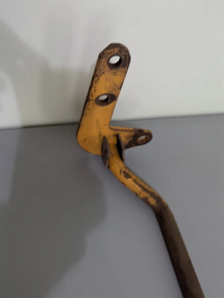 Brazo basculante de cubierta de cortacésped vintage Simplicity/Allis Chalmers Foto 3 de 4