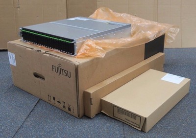 Fujitsu Eternus DX5/600 S3 24x 900GB SAS Drive Enclosure +2x IO Module ETPEADU-L