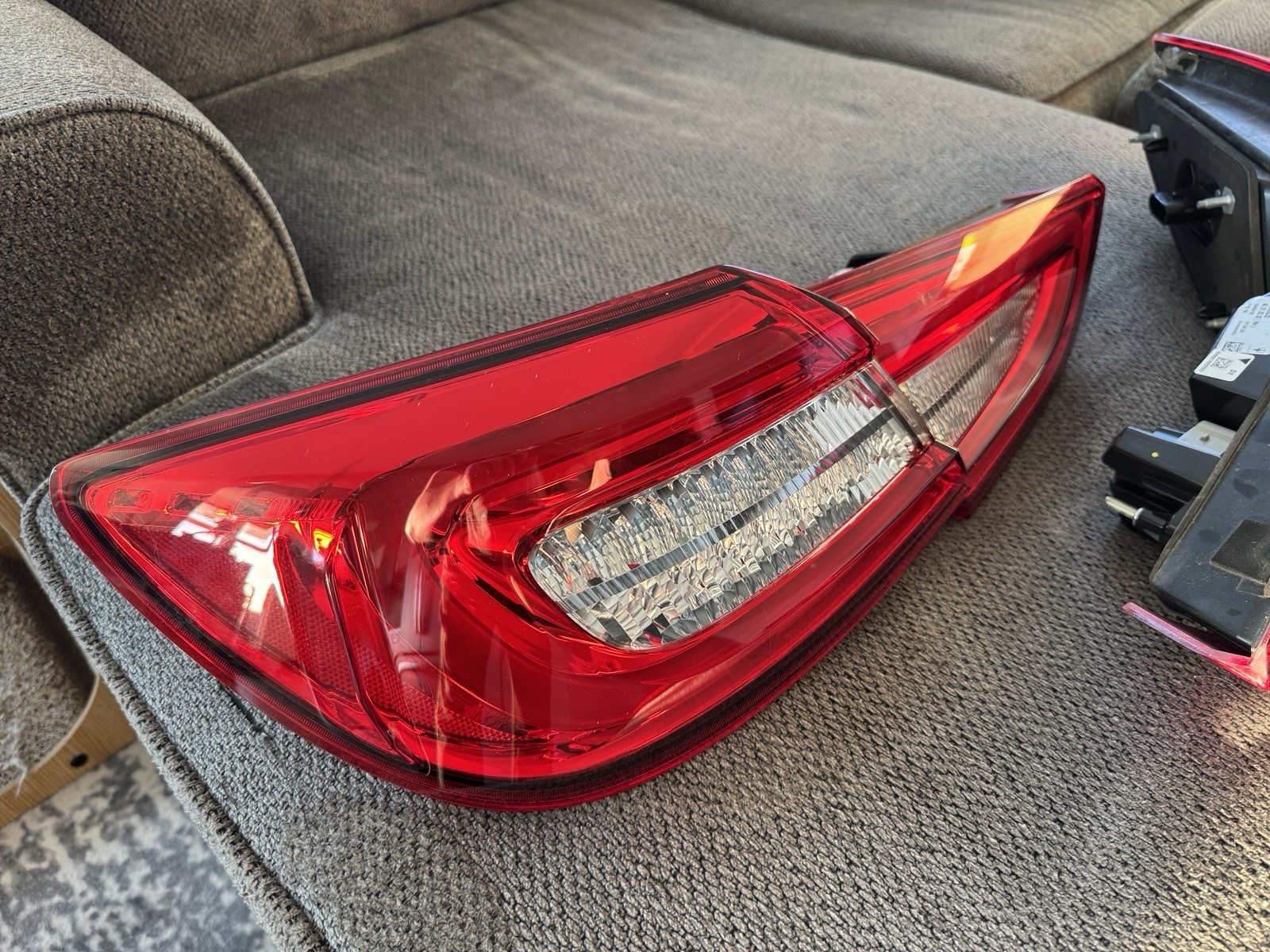 4X MASERATI QUATTROPORTE LEFT RIGHT INSIDE AND OUT TAIL  LIGHTS FOR 2014-2020OEM