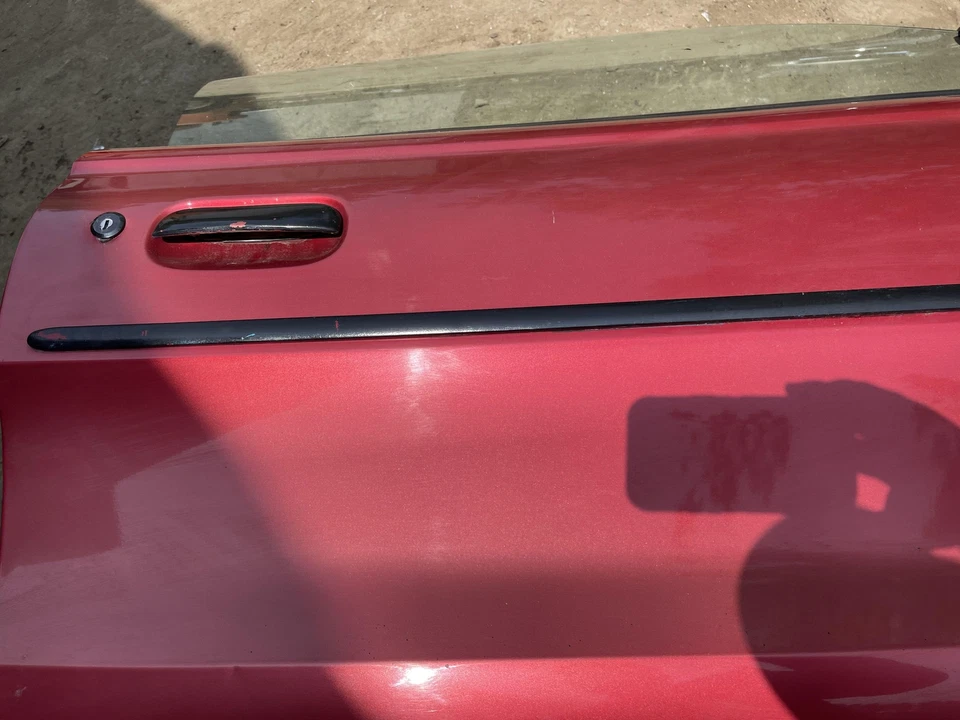 1996 - 1998 Ford Mustang Gt Passenger Right Door Laser Red E9 Oem — 第 4/4 张图片
