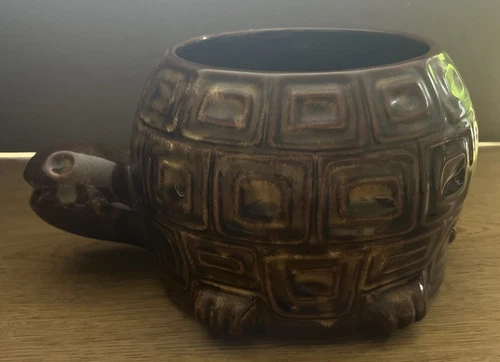 McCOY POTTERY #740 SMILING TURTLE GARDEN PLANTER BROWN GLAZE VINTAGE