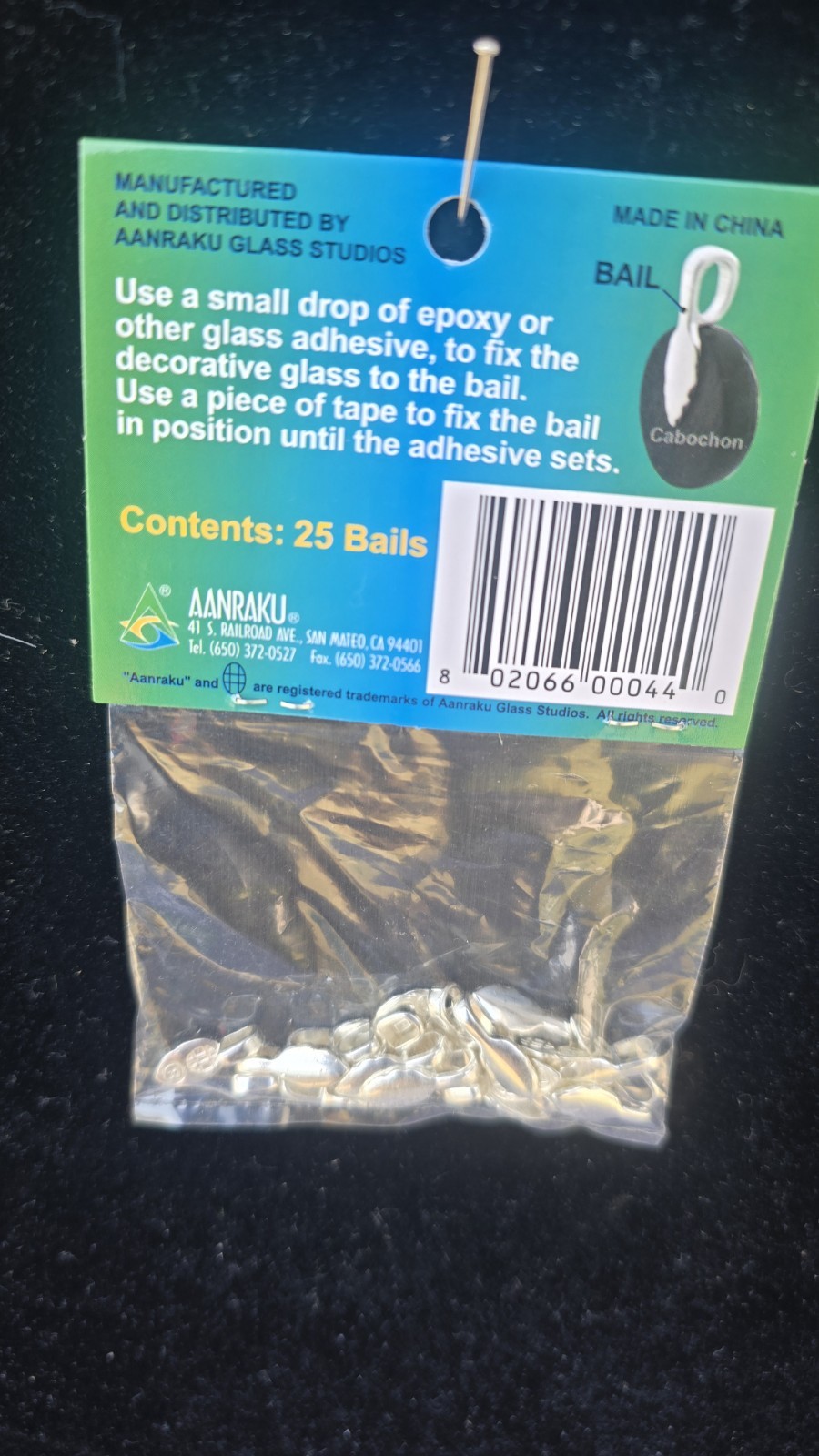 New Sealed 25 piece AANRAKU Bails Silver Plated Leaf Small For Glass Jewelry