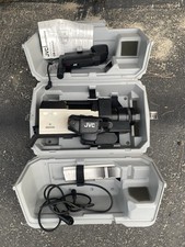 JVC Newvicon Auto Focus 9.8-80mm Color Video Camera Model GX-N70U