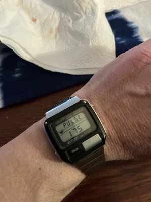 Vintage 1982 Seiko Pulsemeter Digital LCD Mens Watch Alarm