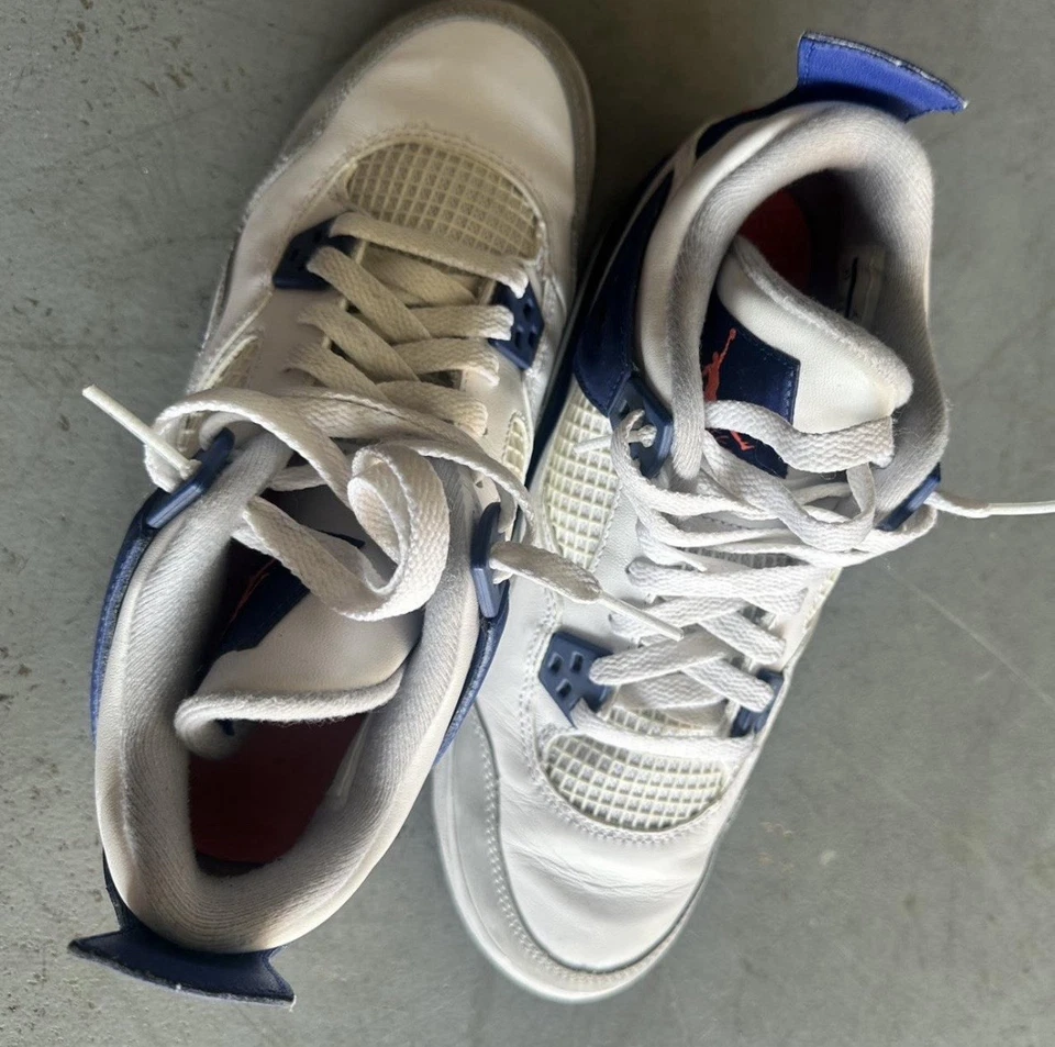 Jordan 4 Youth Size 6 Sneakers White/blue Kids Used No Box - Image 4 of 4