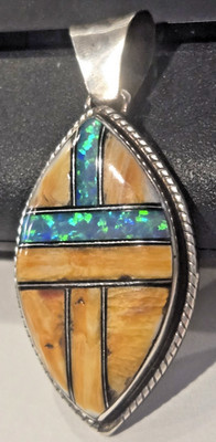 Opal und Knochen Sterling Silber Anhänger 925
