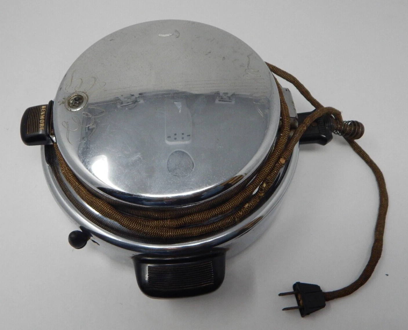 Vintage Kenmore Art Deco Style Round Waffle Maker Working
