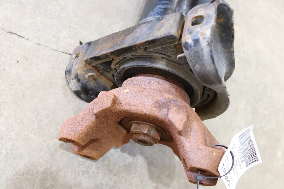 KENWORTH T680 2013-2022 eje de transmisión principal Cardan Meritor OEM Foto 3 de 4