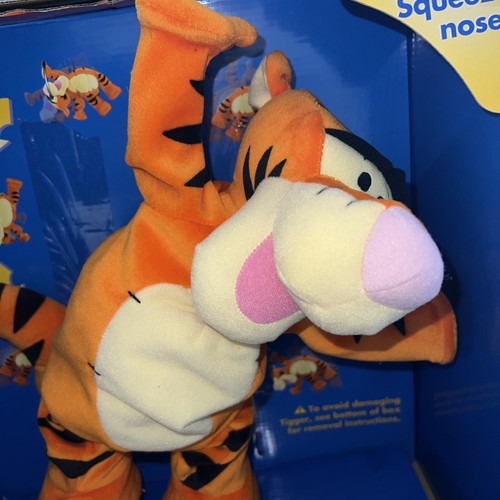 Disney Tumble Time Tigger Interactive 12" Cartwheel Fisher Price New In Box - Picture 2 of 3