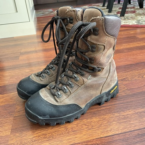 DANNER 8\