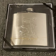 5 oz Metal Flask • Hunter Design • New In Box, Sealed.