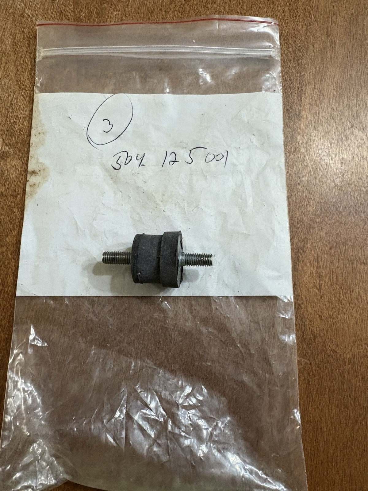 NOS Genuine OEM Jonsered 49sp,52E,70E Top Handle AV Mount. 504 12 50-01