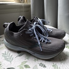 Brooks Levitate 3 Limited Edition Gray Knit L...
