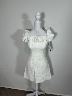 French Connection Women s Off White Color Mini Dress Size 2 dress has some stain