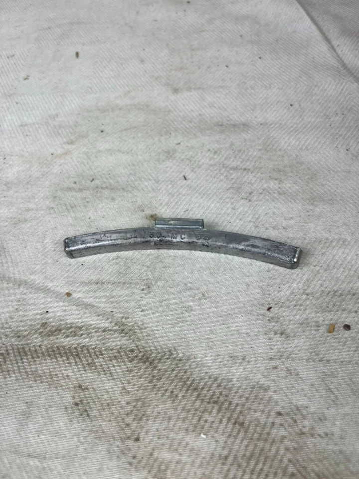 Carquest Wheel Weight 3.0 oz MC300 -box of 50- - Image 3 of 4