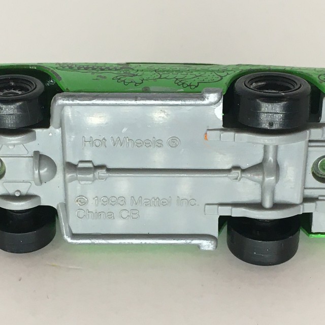 Hot Wheels Green Alligator Car Crocodile Animal 1993 Diecast & Plastic