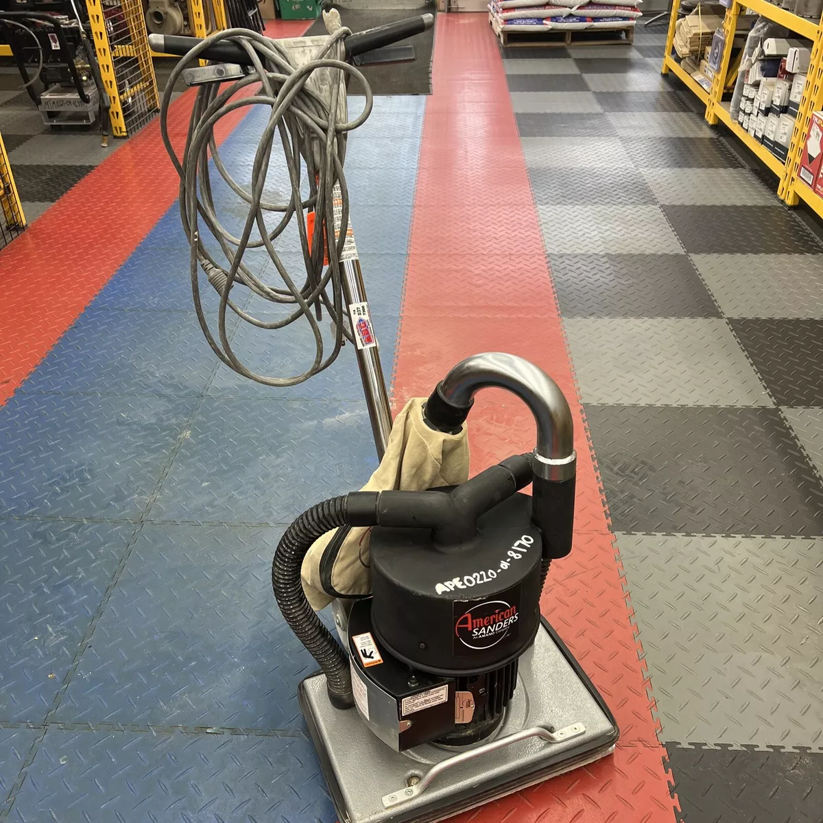 American Sanders OBS 18DC Orbital Square Buff Floor Sander Dust