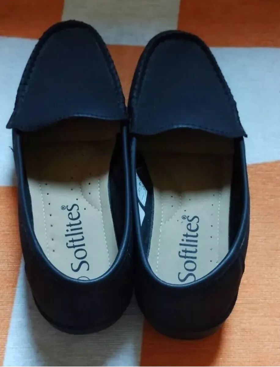 Womens Black Slip on Softlites Shoes Loafers Size 5 Padded Insoles. VGC