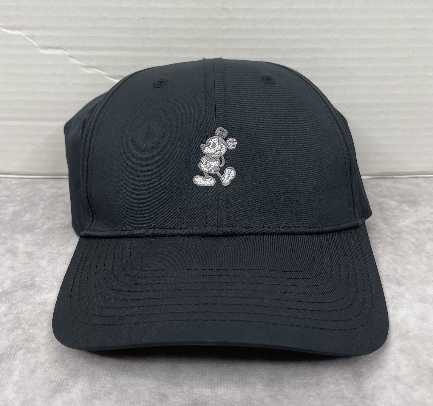 Disney Parks Nike Mickey Mouse Hat Adult M/L Black Club Cap Dri Fit Logo Golf