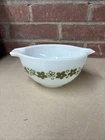 Pyrex Spring Blossom Crazy Daisy 441 Bowl Vintage