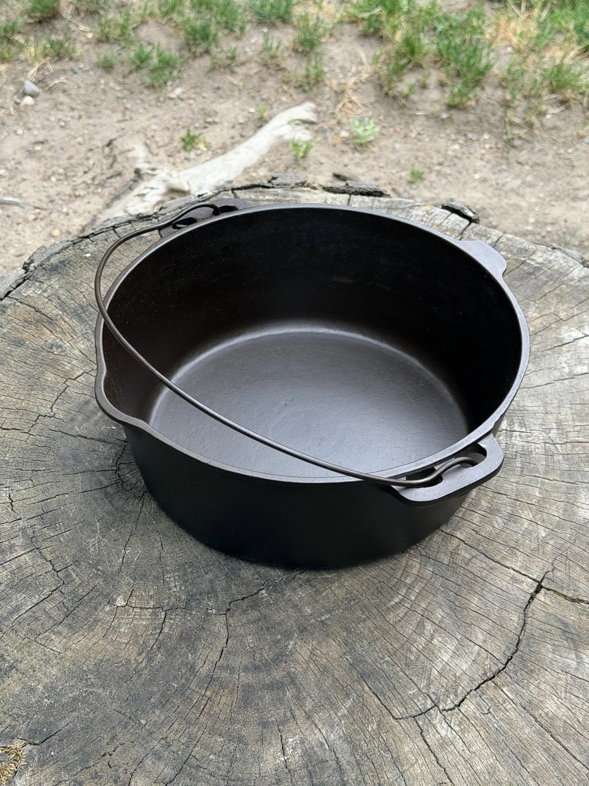 Vintage Birmingham Stove and Range Red Mountain Series No. 8H Dutch Oven- No Lid