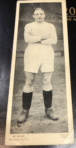 TOPICAL TIMES PANEL PORTRAITS FOOTBALL TRADE CARD MATT BUSBY MANCHESTER CITY