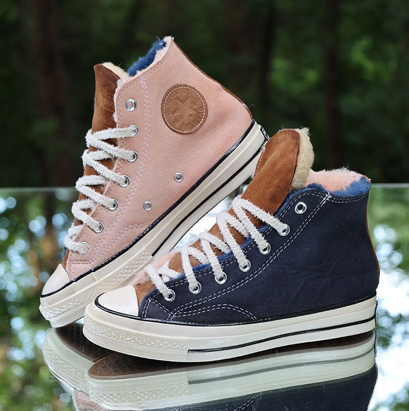 Converse Chuck 70 High Suede Fur Women's Size 7.5 Navy Blue Pink