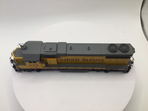 Athearn Union Pacific #625 HO Scale GP 38 Locomotive Custom Decorated - Picture 13 of 18