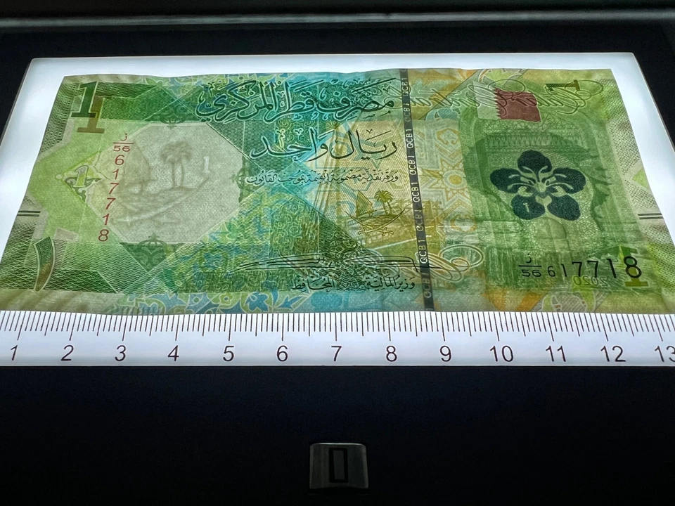 Billete Qatar 1 Riyal Moneda Papel Monedo Oriente Medio 2020 Nuevo Diseño Genial Foto 3 de 4