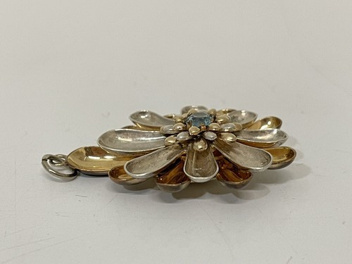 Vintage Louis Stern L.S. Co. ~ 10K GF & Sterling with Rhinestone Flower Pendant - Picture 4 of 8
