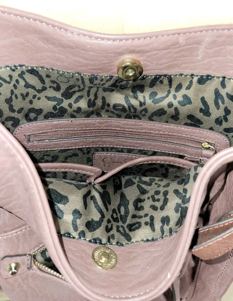 Bolso de Mano Jessica Simpson Único Púrpura Envejecido Estampado Animal Bolso con Lazo Foto 2 de 4