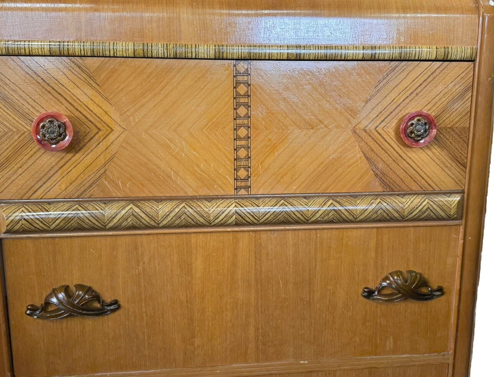 👀Conjunto de quarto cachoeira década de 1940 CAMA COMPLETA, CÔMODA, PENTEADEIRA, ESPELHO, CADEIRA - Imagem 3 de 4