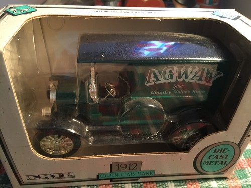 AGWAY 1912 OPEN CAB BANK - ERTL #7615 #2902 Die-Cast Metal 1/25 Scale new in box - Bild 10 von 12