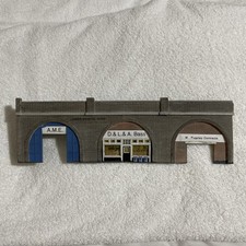 Hornby Skaledale R9510 Three Arch Viaduct (OO Scale) Unboxed good condition 