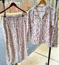 Garnet Hill Women's L Flowers Soft Flannel 2 Pc Pajama Set Lounge Pants & Shirt