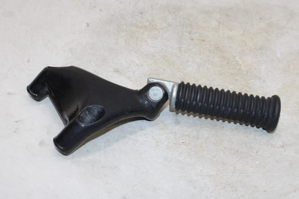 04-09 HARLEY-DAVIDSON SPORTSTER 883 OEM REPOSAPIÉS TRASERO DERECHO PASAJERO REPOSAPIÉS Foto 3 de 4