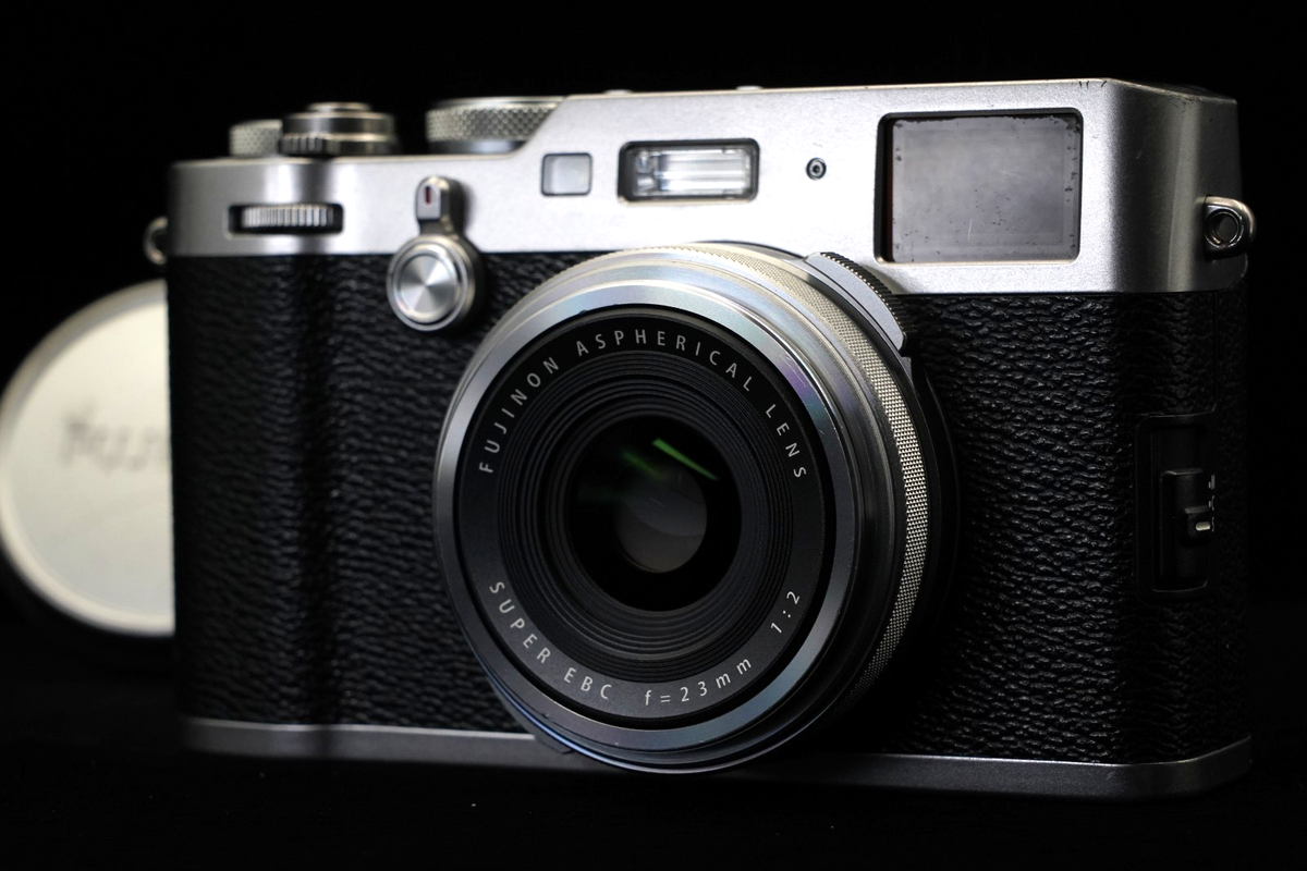 US Duty Paid] Fujifilm X100F 24.3MP Digital Camera Silver From