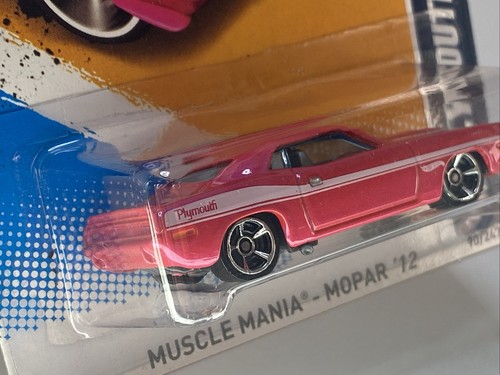 2012 Hot Wheels #90 Muscle Mania-Mopar 10/10 '70 PLYMOUTH AAR CUDA Pink w/MC5 Sp - Picture 12 of 17