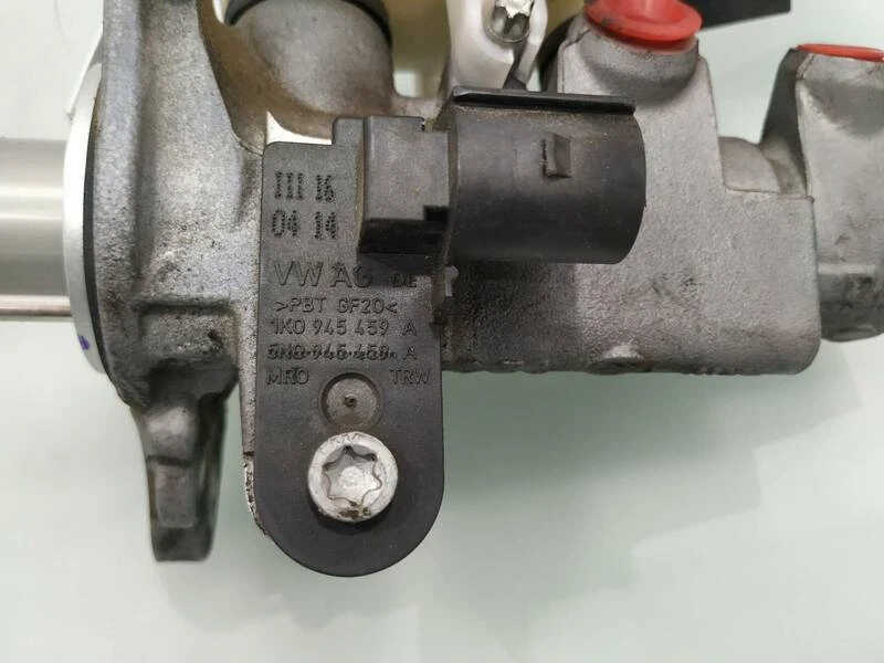 5Q1611301 333737 brake vaccum pump for VOLKSWAGEN GOLF VII VARIANT (BA5) Foto 4 de 4