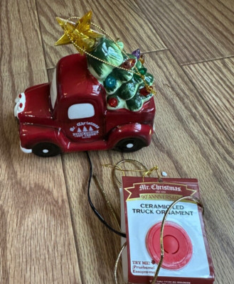 MR CHRISTMAS FRESH CUT CHRISTMAS TREE'S LIGHTED TREE,RED TRUCK VINTAGE NEW O#12