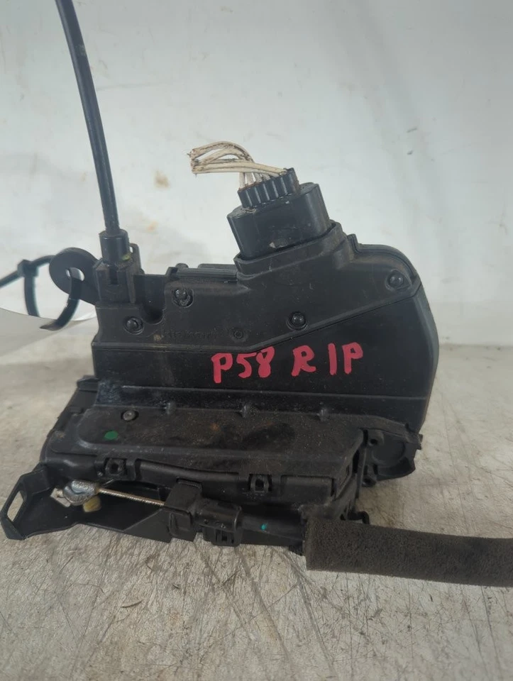 Cerradura puerta trasera lado pasajero renault clio mk4 hatchback 5 puertas 2012-2021 p58 Foto 4 de 4